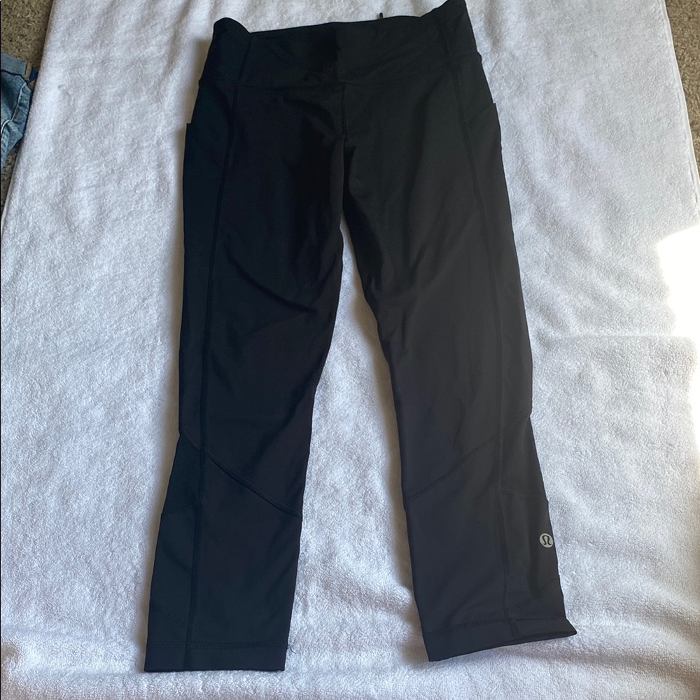 Lululemon Athletica Black Capris